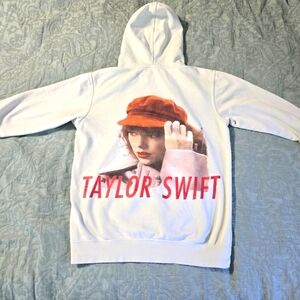 Taylor Swift Red Taylor's Version Album Cover Beige Hoodie Size Medium‎